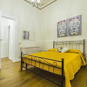 Apartament Martoglio - -, Katania